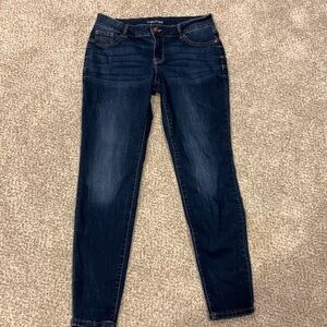 MAURICE’S dark wash skinny jeans